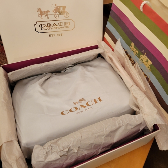 Cognac Pebble Leather COACH Tote Bag - Picture 12 of 16